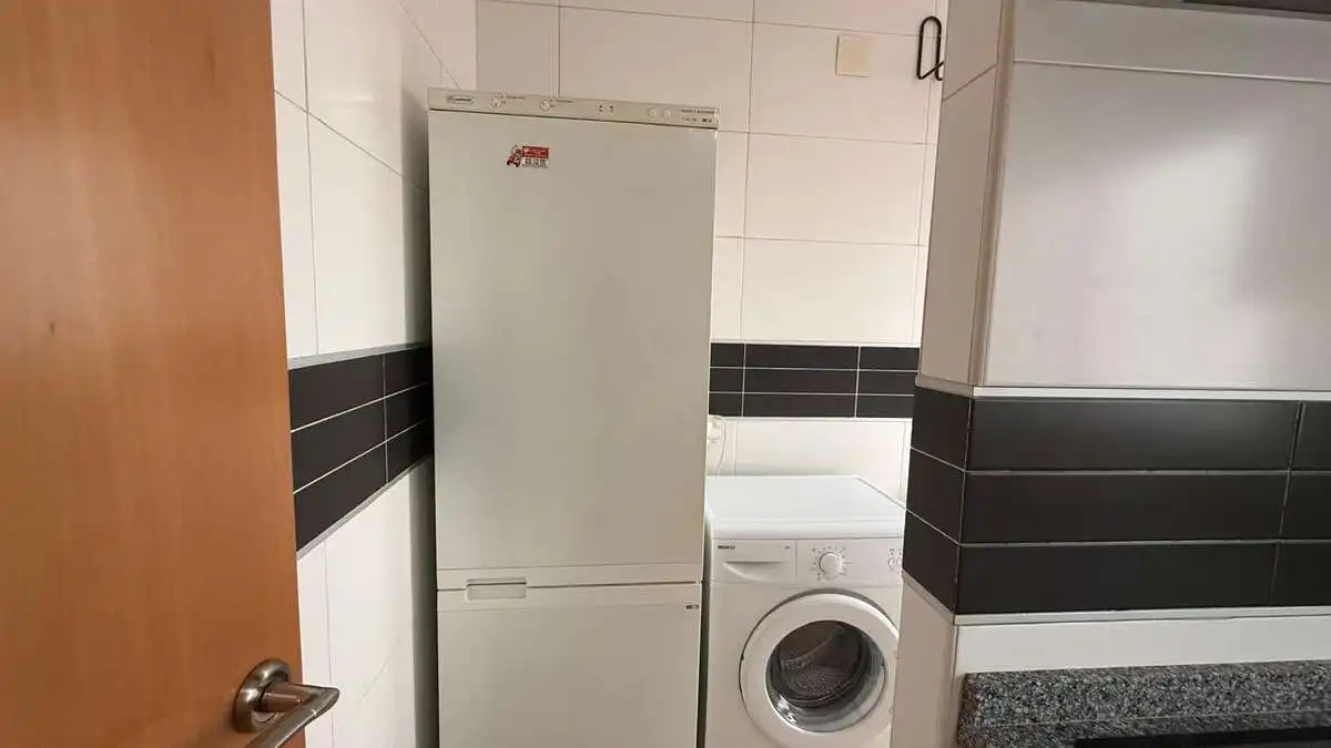 Piso de 90 m² en Granada