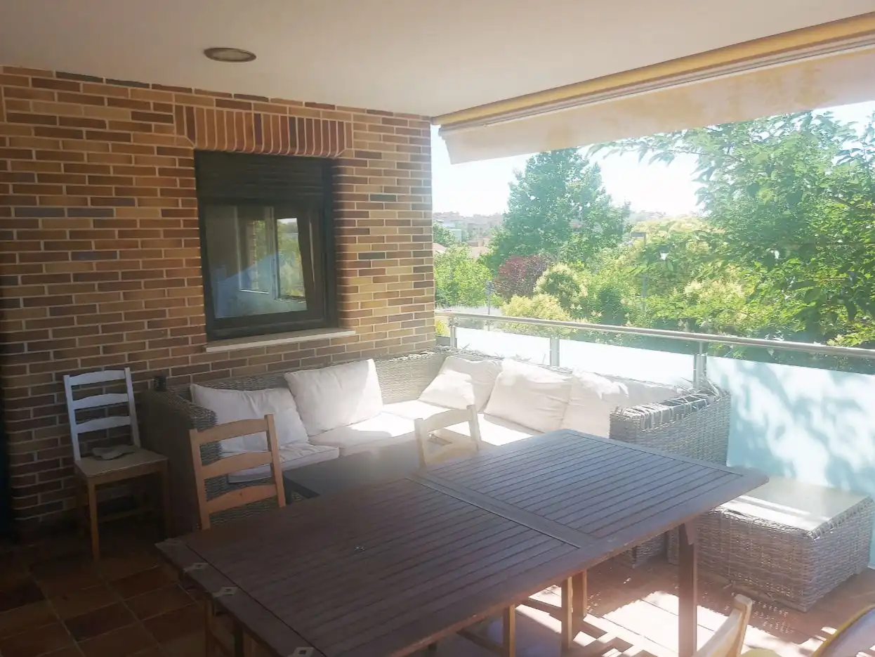 Habitació de lloguer, Paracuellos de Jarama