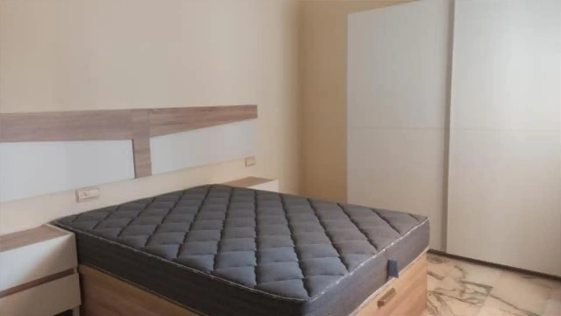 Wohnung 1453 m² in Linares