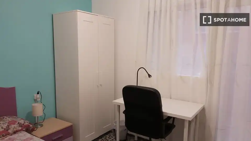 Habitación 100 m², Valencia