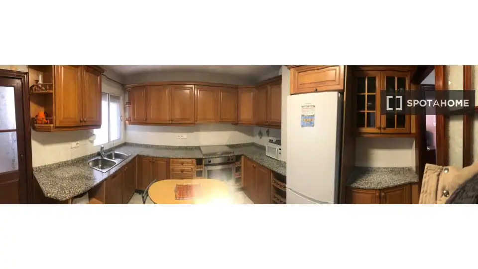 Habitación 97 m², Alicante