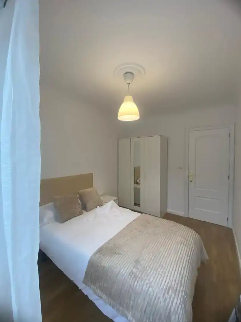 Habitación 100 m², Ferrol