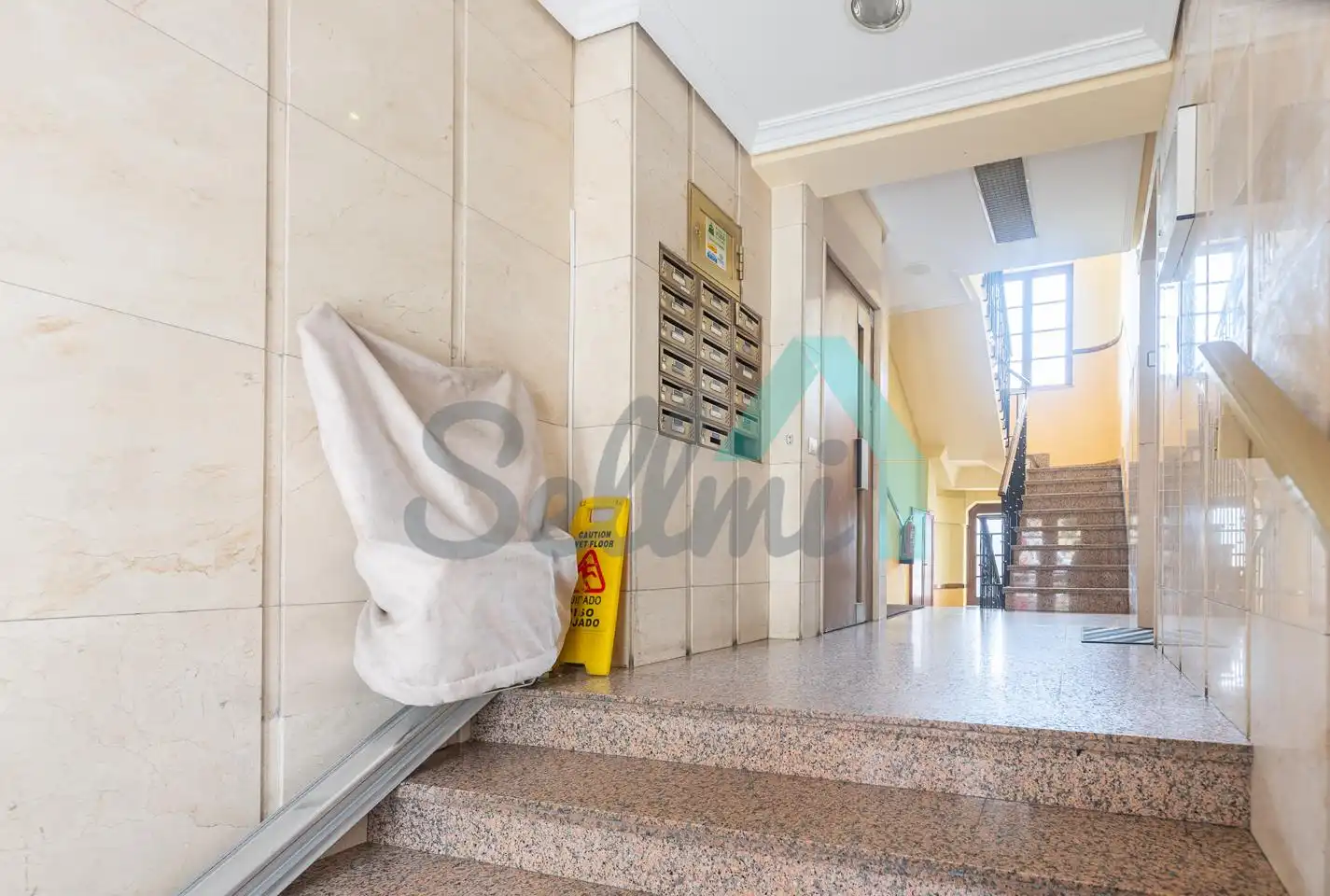 Piso de 130 m² en Oviedo