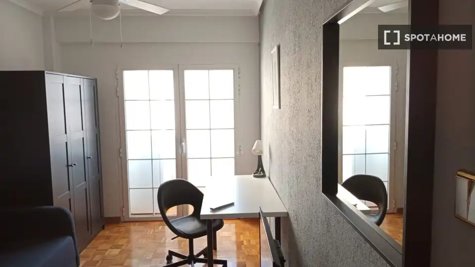 Habitación 90 m², Zaragoza