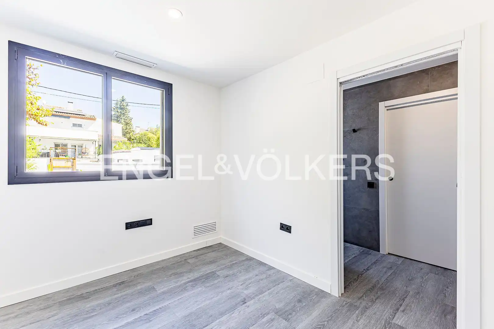 Casa de 300 m² a Pallejà