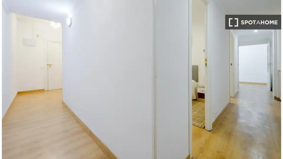 Habitación 800 m², Madrid