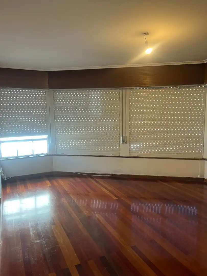 Wohnung 85 m² in Santiago de Compostela