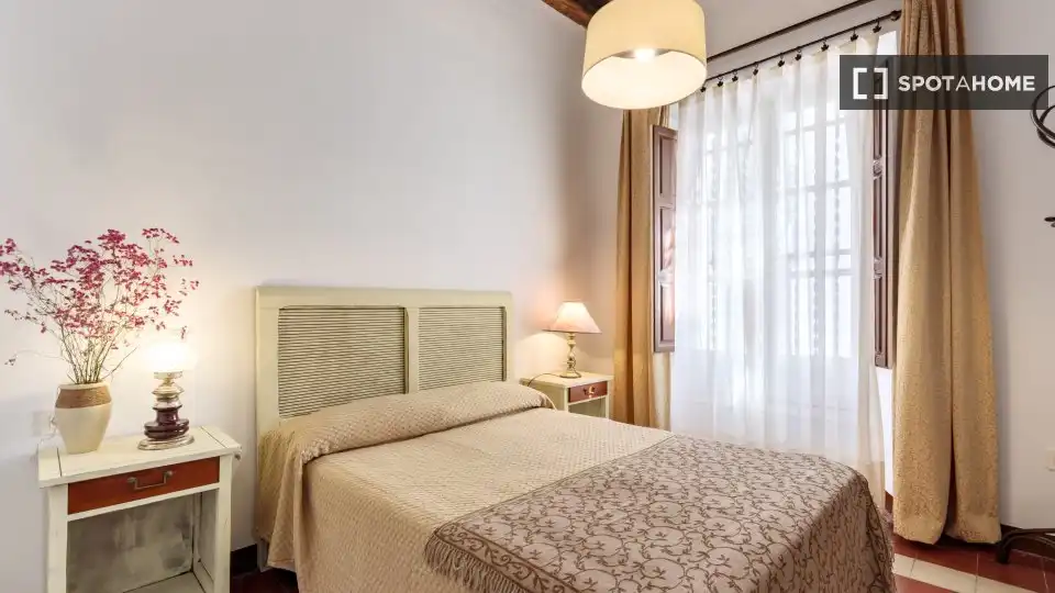 Habitación 104 m², Granada