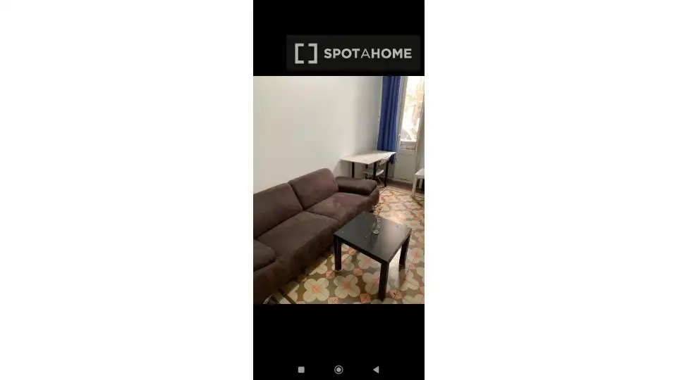 Habitación 288 m², Granada