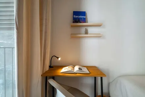 Habitació de lloguer, Barcelona (4/18)