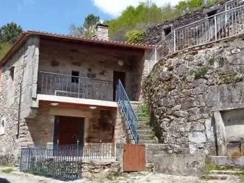 Wohnung 150 m² in Cerdedo Cotobade