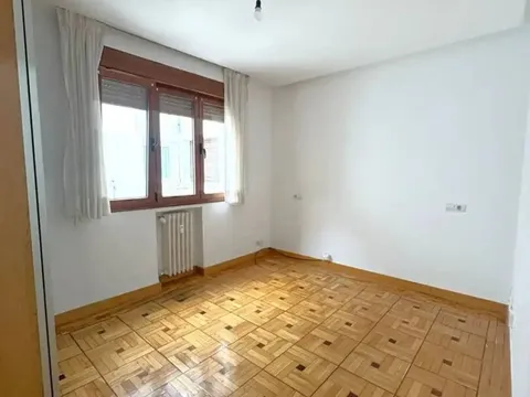 Pis de 90 m² a Oviedo