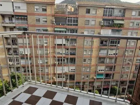 Pis de 95 m² a Jaén
