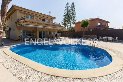 Casa de 392 m² a Cabrils
