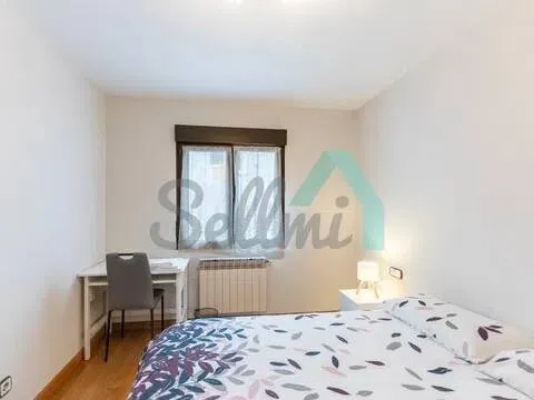 Pis de 134 m² a Oviedo
