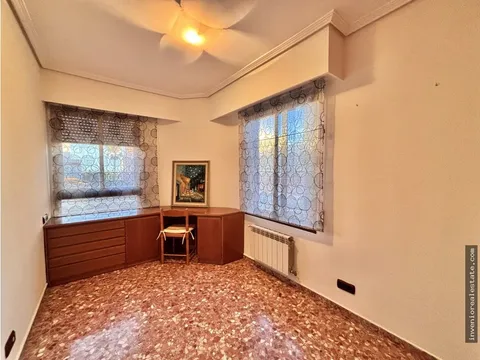 Pis de 102 m² a Castelló de la Plana