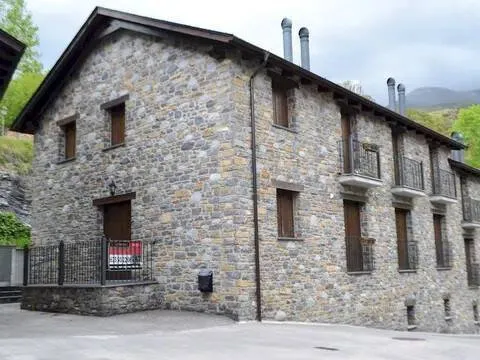 Pis de 72 m² a Castejón de Sos