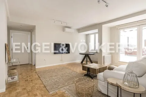 Appartamento 120 m² a Madrid (2/30)