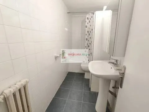 Pis de 80 m² a Oviedo