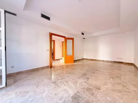 Casa de 151 m² a Tomares