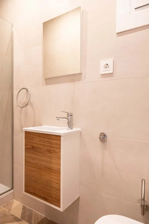 Room for rent, Barcelona