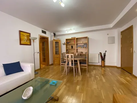 Wohnung 70 m² in Madrid (2/24)