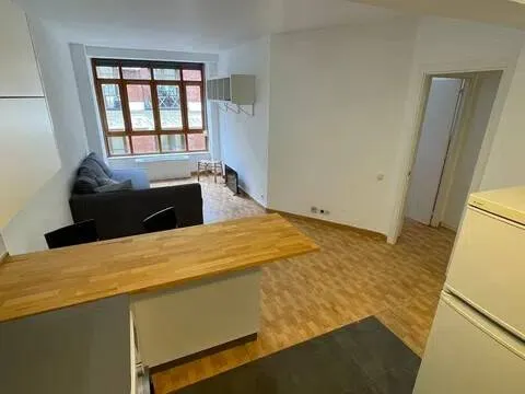 Appartamento 56 m² a Madrid (2/23)