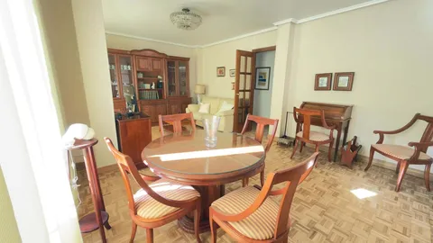 Pis de 99 m² a València