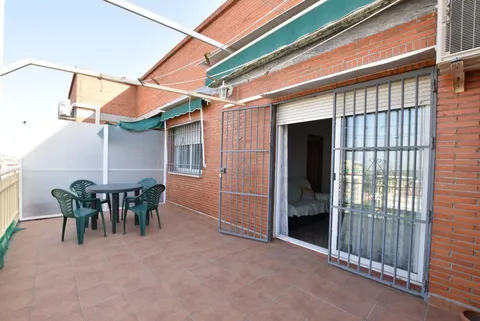 Quarto 115 m², Granada