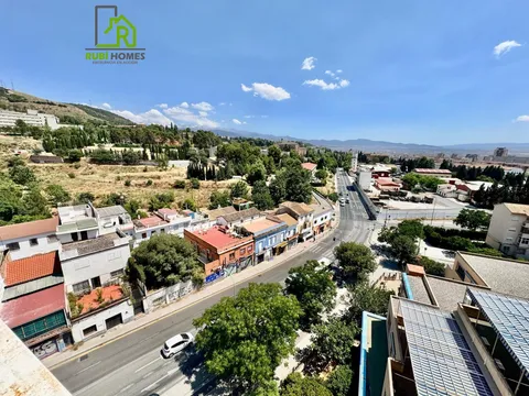 Pis de 111 m² a Granada