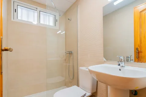 Chambre à louer, Valence