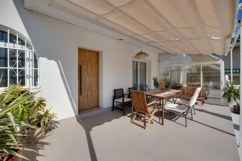 Casa de 355 m² a Torrevella