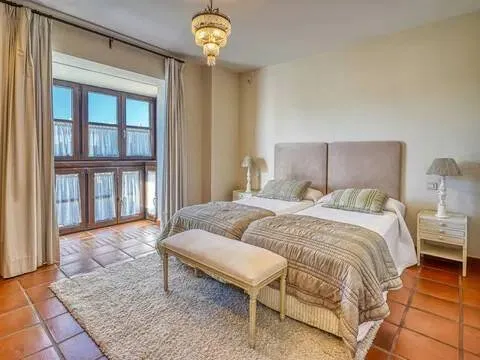Pis de 195 m² a San Roque