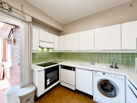 Habitació de lloguer, Madrid
