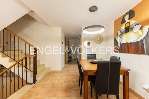 Pis de 211 m² a Godella