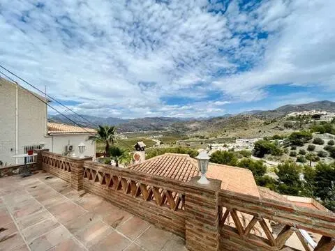 House 187 m² in Almuñécar