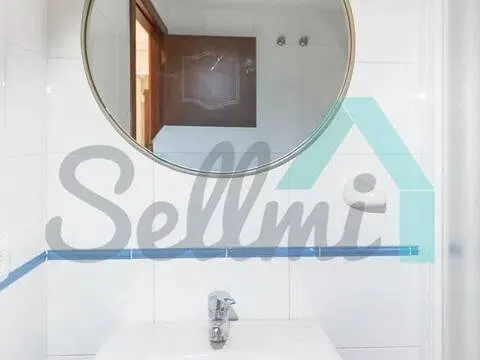 Piso de 77 m² en Oviedo