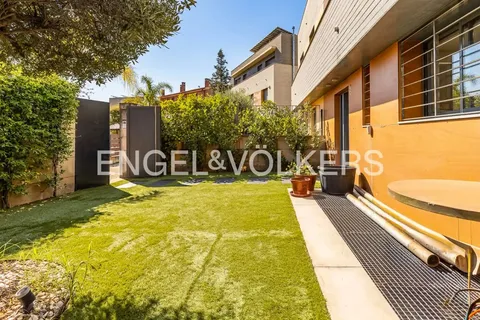 Casa de 305 m² a Tiana