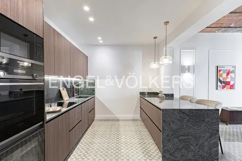 Wohnung 228 m² in Barcelona