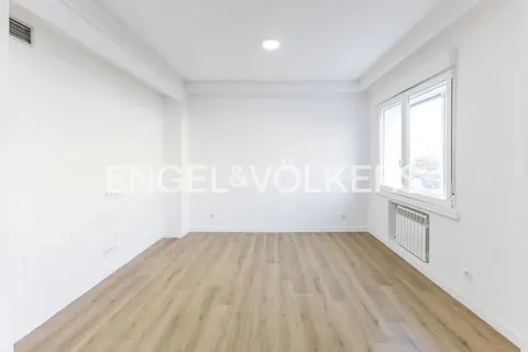 Wohnung 135 m² in Madrid