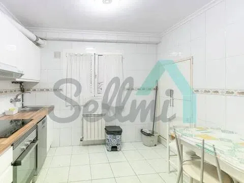 Pis de 85 m² a Oviedo