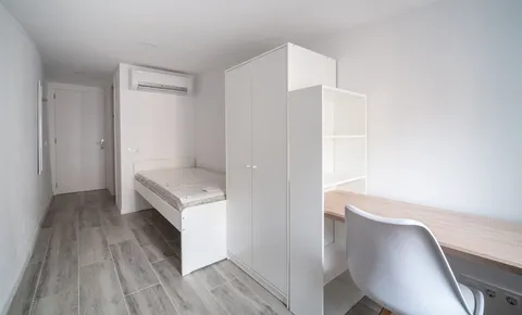 Habitació de lloguer, Igualada