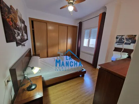 Wohnung 101 m² in Albacete