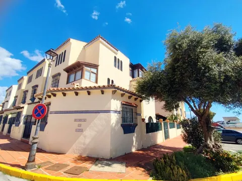 Haus 210 m² in Casares (2/46)