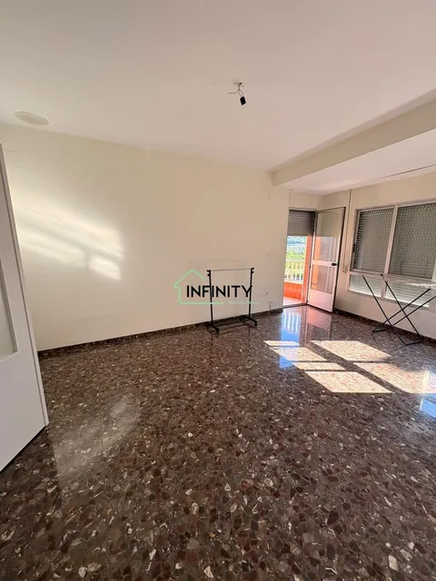 Habitació de lloguer, la Font d'en Carròs