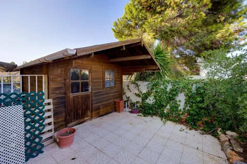 Casa de 355 m² a Torrevella