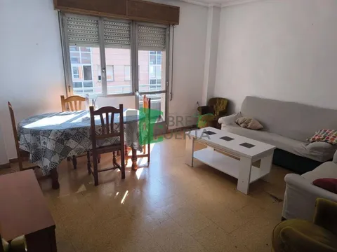 Pis de 130 m² a Ourense