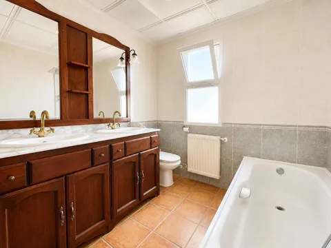 Casa de 295 m² a la Nucia