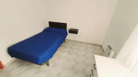 Habitació de lloguer, Oriola