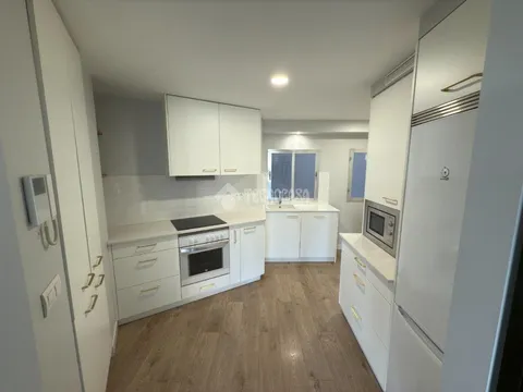 Wohnung 121 m² in Madrid